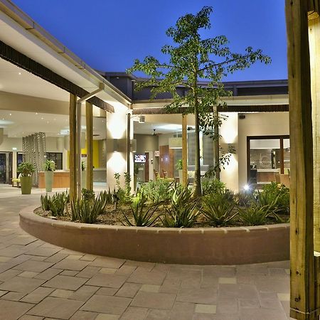 Cresta Maun Hotel Exteriér fotografie