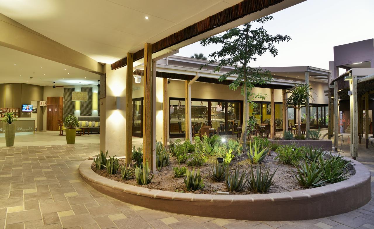 Cresta Maun Hotel Exteriér fotografie